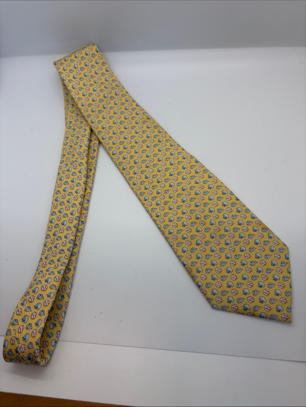 Vineyard Vines Men's Silk Tie Yellow Baseball & Mitts Sport Theme Preppy Necktie